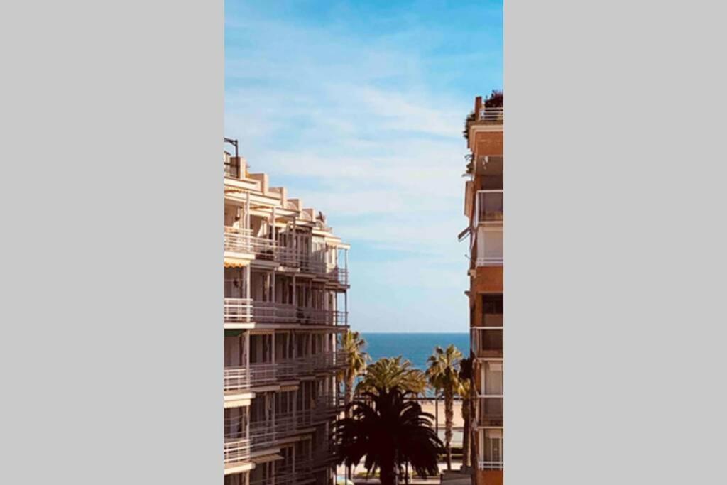 סאלו Renovado Apartamento En Zona Residencial A Pasos Del Mar מראה חיצוני תמונה