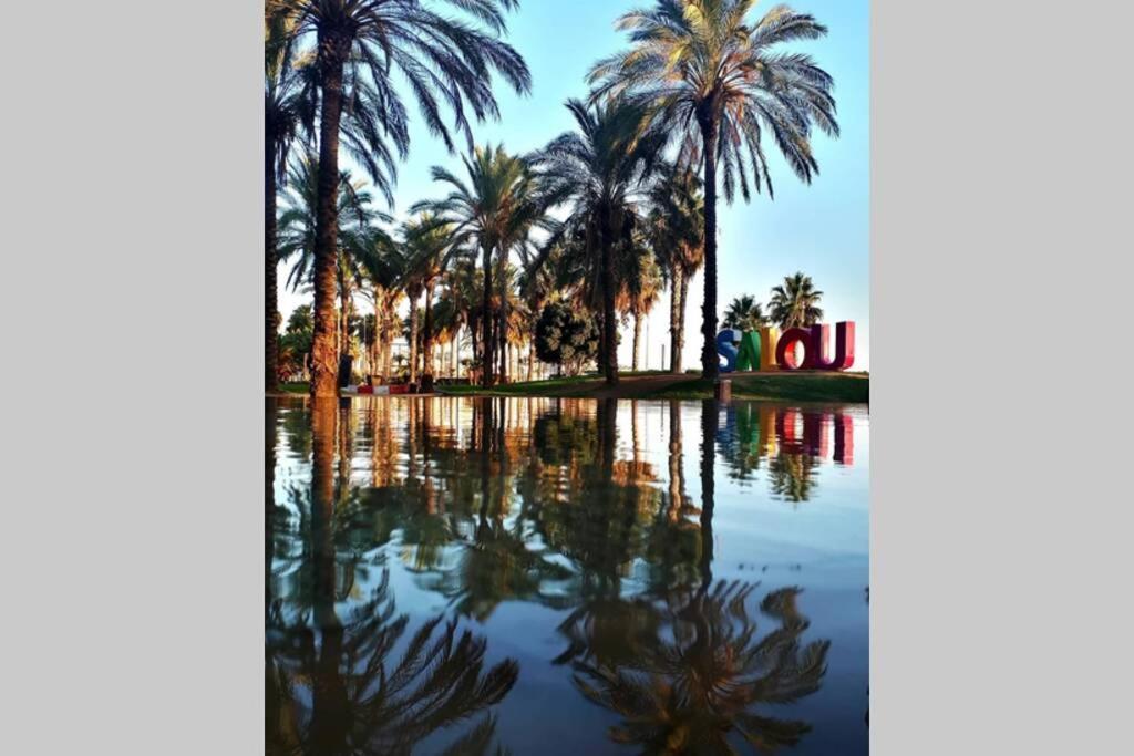 סאלו Renovado Apartamento En Zona Residencial A Pasos Del Mar מראה חיצוני תמונה