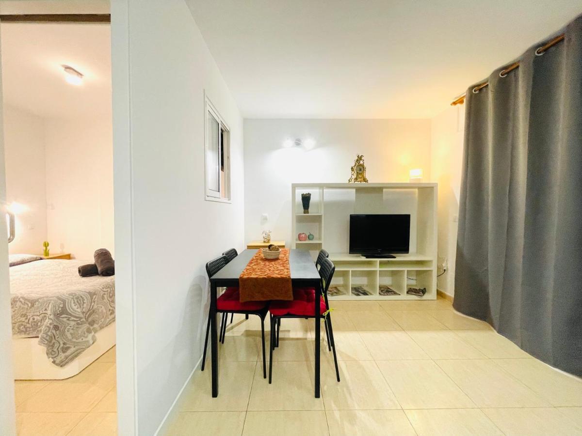 סאלו Renovado Apartamento En Zona Residencial A Pasos Del Mar מראה חיצוני תמונה